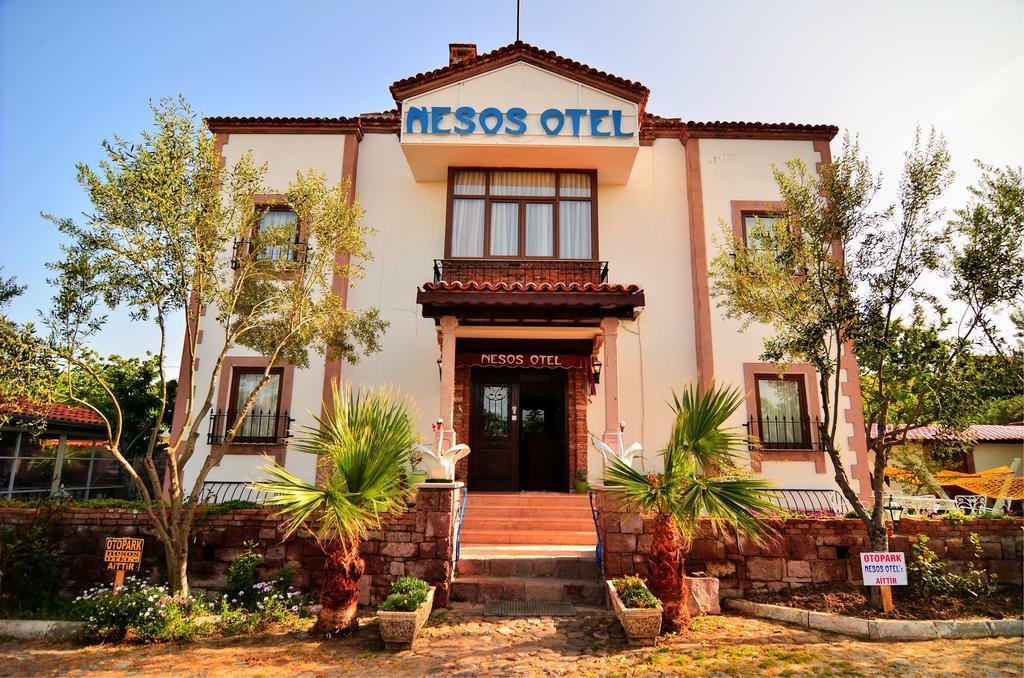 Cunda Nesos Hotel ไอวาลิค ภายนอก รูปภาพ